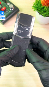 New V10 Metal Body Luxury Phone 1.8inch Screen MP3 FM Radio Dual SIM 2G Network Mobile Phone