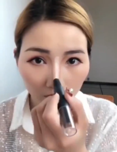 Extraction คอนทัวร์หน้าแบบแท่ง LAMEILA ไฮไลท์แท่ง ไฮไลท์เฉดดิ้งแบบแท่ง คอนทัวร์หน้า คอนทัวร์ สติ๊ก Contour ไฮไลท์เฉดดิ้งแบบแท่ง รูปทรงปากกาจมูกแท่งเงาสว่างขึ้น