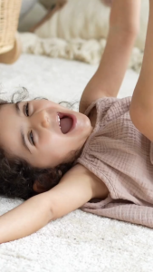 Gel tắm và gội làm sạch và dưỡng ẩm toàn thân cho bé - Gel Lavant Doux Bebe Evoluderm 500ml