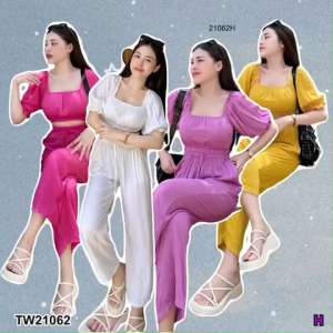 TW21062 Set เสื้อครอปแขนตุ๊กตา+กางเกงขายาว