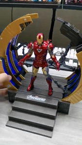 Mô hình Iron man Mark 6 with Suit up Gantry 1:10 ZDToys