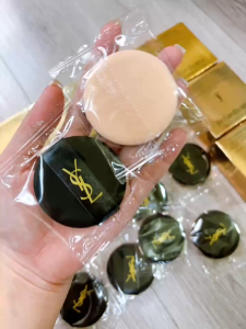 Mút Trang Điểm YSL Cao Cấp