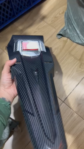 Dè biển số màu Cacbon kiểu Sonic gắn xe Winner 150 và Winner X (Ver12 và3)