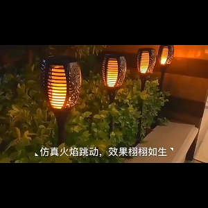 ไฟสวนพลังงานเเสงอาทิตย์ ไฟปักสนามโซล่าเซล ไฟแต่งสวน ไฟทางเดิน โคมไฟสนาม สว่างขึ้นโดยอัตโนมัติในทีมืด โคมไฟกลางแจ้งกันน้ำ