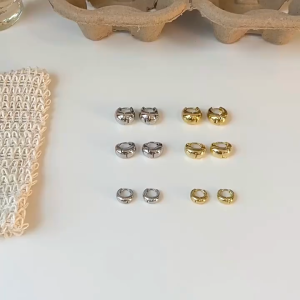 FEARLESS Exclusive Customized Little Fat Dwen Ear Buckle Classic Versatile Korean Ins Blogger Same Gold and Silver Earrings