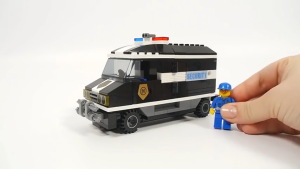 Enlighten Brick Escort Truck LEGO 7033 Classic Reproduction City Series Building Block Toy Boy Birthday Gifts Christmas Giveaways for Kids