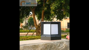 Đèn trụ cổng vuông đơn giản năng lượng mặt trời TC03