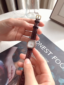 Jam Tangan Wanita Gaya Retro Untuk Bisnis Korean Style Importir Cerianti Lynn Design