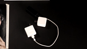 USAMS Adapter Fast Charger 30W PD QC 3.0 Single Port Mini USB C And Portable