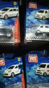 Koleksi ROLL SPEED RS 1:64 Diecast Metal Mazda Lancer Fortuner Avanza Grandmax Besi Alloy