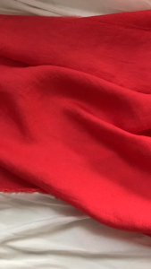 Vải Đũi Tơ Cotton Đỏ Khổ 1m48 - Chất Mỏng Vừa Mềm Mát Không Co Giãn - May Đồ Bồ Áo Kiểu Váy Đầm