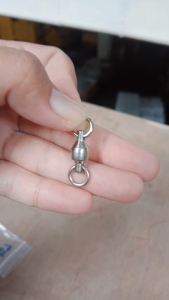 ลูกหมุนแบริ่งสแตนเลส 1ชิ้น สำหรับตกปลา อุปกรณ์เสริม เช่น กล้อง ซิลิโคน และเสริมจมูก