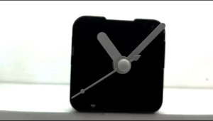 Máy đồng hồ treo tường SKP 7028L - Kim trôi (Bảo hành 2 năm)