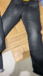 MC WISCER Celana Panjang Pria Jeans Terbaru Model Skinny Warna Tidak Luntur Distro Fashionable Cwok
