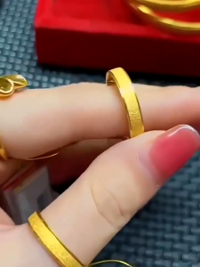 ล ้ างทําความสะอาดได ้ Non-Fading คุณภาพสูง Frosted ไทเทเนียมเหล ็ กแหวนผู ้ หญิงใหม ่ Index Finger แหวนแหวนง ่ ายอุปกรณ ์ เสริมของขวัญ