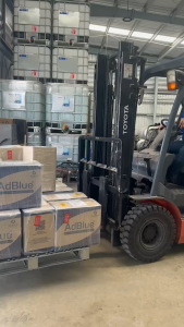 BLUETEG ADBLUE น้ำยา แอดบลู AdBlue ยี่ห้อ BLUETEG ขนาดบรรจุ 20L (10L*2Packs ) น้ำยาช่วยลดมลพิษ บำบัดไอเสียในรถที่ใช้น้ำมันดีเซล