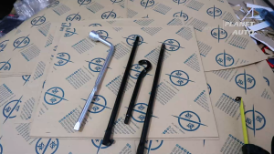 Set Paket Toolkit Kunci Roda 21 mm Silver & Pemutar Dongkrak Hitam