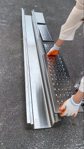 Fast Delivery Stainless Steel Coverplate of Trench Kitchen Sewer Cover Hotel Drainage Ming Trench Cover Manho