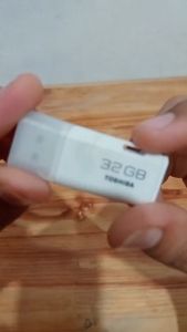 MURAH MERIAH...Flashdisk THOSIBA 64GB/32GB/16GB/ Toshiba Hayabusha Flashdisk Free Micro USB OTG -BISA COD