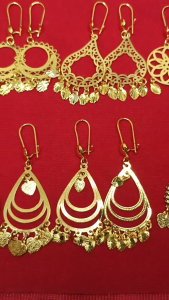 Anting Drop Hoop Grosir Fashion Wanita Dewasa Bohemian Metal Heart Love Gypsi Etnik Titanium Berlapis Emas 18K Gold Terbaru Import Dubai India Hadiah Ulang Tahun