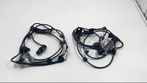 ABS เซ็นเซอร์ หน้า Toyota Vigo Fortuner ตัวสูง 4x4 4WD ปี 2004-2014 *ขายเป็นข้าง* #89543-0K020 / 89542-0K020