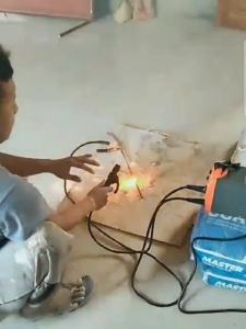 Local Delivery Inverter MINI 300AMP Welding Machine MMA-300A