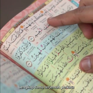 Alquran Hafazan Perkata Quran Hafalan Terjemahan dan Tajwid Warna Ukuran A4 (21x30cm)