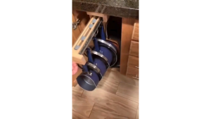 Gantungan Panci Bawah Wastafel Tempel Tarik Dorong Geser Plus Hooks Panjang 40cm Bahan Plywood Tersedia Banyak Varian Warna