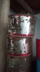 CAT CHROME FINISH ALUMUNIUM PAINT Liter & 0.375 Liter kemasan sudah dalam keadaan berkarat