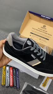 Sepatu Sneakers Pria Premium Terbaru Keren Dan Kekinian