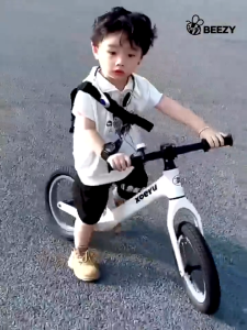 จักรยานขาไถ จักรยานสมดุล เหมาะสำหรับอายุ3-12ปี ร่างกายวัสดุไนลอน จักรยานสำหรับเด็ก ล้อ14นิ้ว