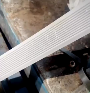 Lakban Anti Slip Karet & Lis Pengaman Lantai Tangga