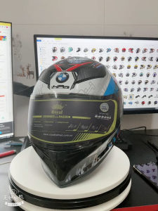 Mũ Bảo Hiểm Fullface ROYAL M138B 1 Kính Chính Hãng  Lên Tem BMW HP4 Xanh Đỏ