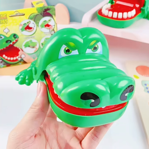 Crocodile Bite Fingers Prank Toys Crocs Snapping Finger Games Crocodiles Bitting Hand Lucky Toy / Buaya Gigit Jari