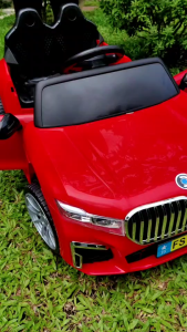 Smile Kids รถแบตเตอรี่บีเอ็ม รถแบตเตอรี่เด็ก รถเด็กเล่น ทรงบีเอ็ม รถเก๋ง2มอเตอร์ มาใหม่ล่าสุด รุ่น 2180