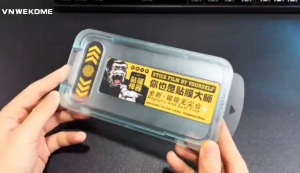 Kính cường lực King Kong chống nhìn trộm WTP- 057 có khung tự dán thương hiệu Wekome cho tất cả dòng điện thoại