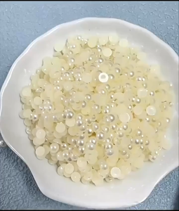 เล็บมือญี่ปุ่นครึ่งวงกลมเพียวไวท์ข้าวสีขาวมุกรูปมุกส่องไฟเล็บมุกขนาดเล็กตกแต่งเล็บdiy