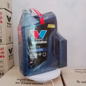 น้ำมันเครื่อง Valvoline DURABLEND 10W-40 ขนาด 4+1 ลิตร น้ำมันเครื่องยนต์เบนซิน SYNTHETIC BLEND