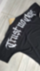 SMR APPAREL - Kaos Oversize Trust No One Cotton Combed 24s Pria & Wanita