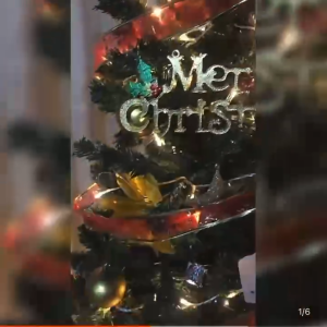 Christmas decoration gold red blue ribbon gold bow ribbon Christmas tree silver bag bow