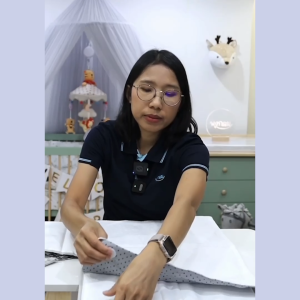 BEABA กระเป๋าเปลี่ยนผ้าอ้อม แบบพกพา On-the-go Changing Pouch