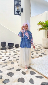 Atasan Blouse Clemira By Rania: Pakaian Formal Wanita