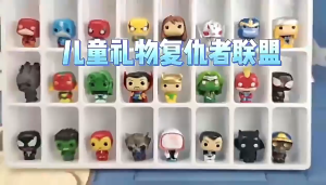 43.[SEDIA STOK ADA🎅🏻]Playkidzz mn s 24Days The AVENGERS Toy Kalendar Kedatangan Krismas Advent Calendar Christmas - 复仇者联盟🎅🏻