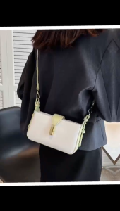 [พร้อมส่ง] TO กระเป๋าแฟชั่นผู้หญิง สะพายไหล่ ทรงสี่เหลี่ยม หนังเรียบสีสวยดูดีมาก