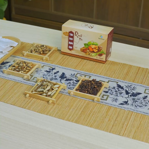 Thảo dược ngâm chân TRATOSA 12 Vị thảo dược hộp 25 gói dùng 1 tháng hoàn toàn từ thiên nhiên