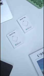 Mini Key Finder GPS Tracker Anti-Lost Device Wallet Tracker Pet Positioning Tag Tracker Works with Apple Find My (iOS only) Replaceable Battery Water-Resistant Bluetooth Item Finder for Keys Wallet Pets Bag Backpack and Suitcase Smart Finder Loca