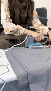 Cosmos Setrika Listrik / Gosokan Baju - CIS318 - GRATIS ONGKIR Jabodetabek