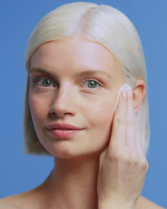 Nước làm sạch sâu và tẩy trang cho da nhạy cảm La Roche-Posay Micellar Water Ultra Sensitive Skin 400ml