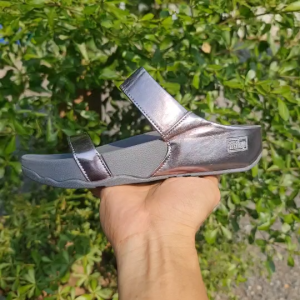 รองเท้า FitFlop ผู้หญิง รองเท้ารัดส้น รองเท้าแตะสวม รองเท้าพื้นนิ่ม เป็นสินค้าขายดี