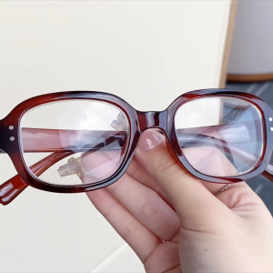 Spicy Y2K Retro Red Graded Glasses for Nearsighted Square Frame Glasses Thick Frame Round Face Womens